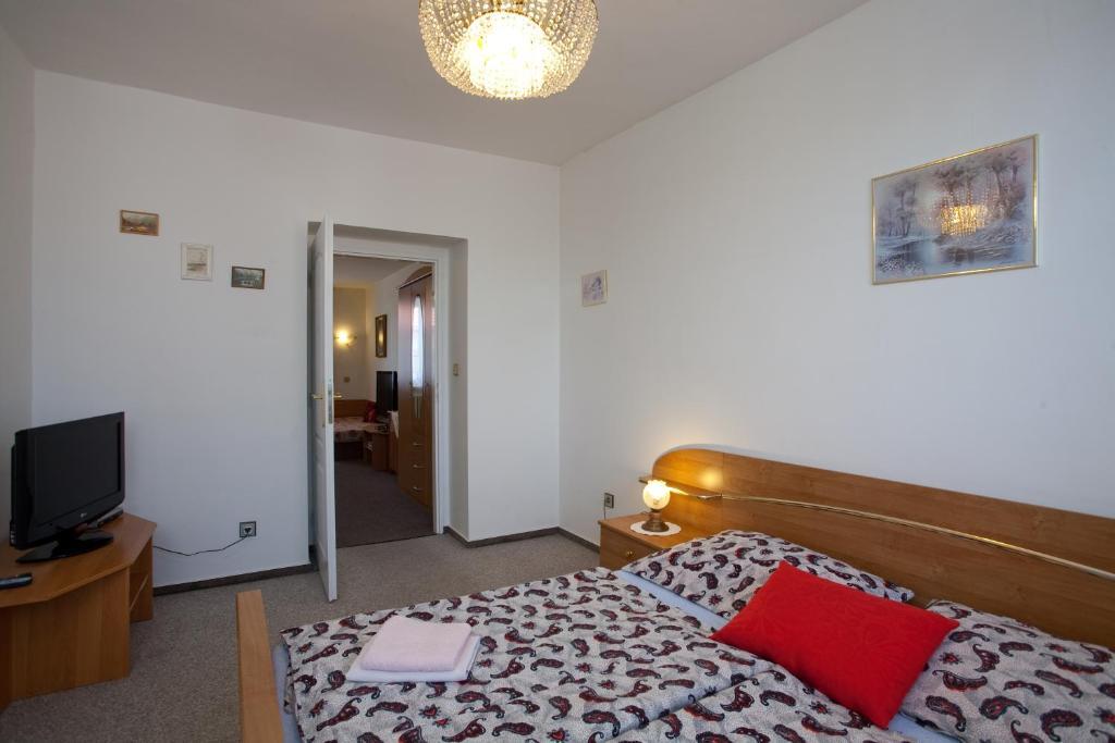 Pension Minor Budweis Zimmer foto
