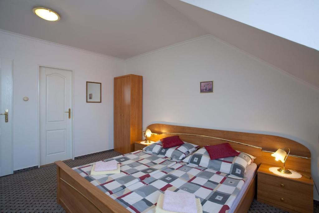 Pension Minor Budweis Zimmer foto
